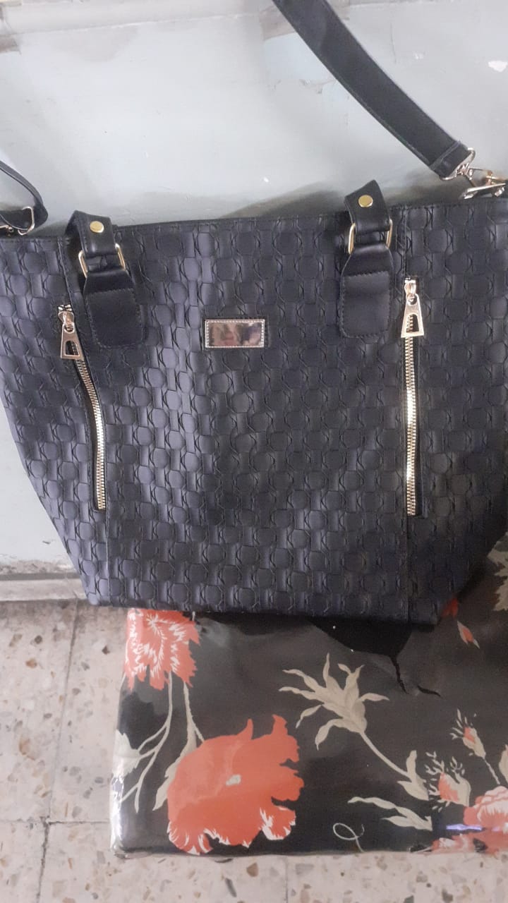 Reseña de Elba Mojica